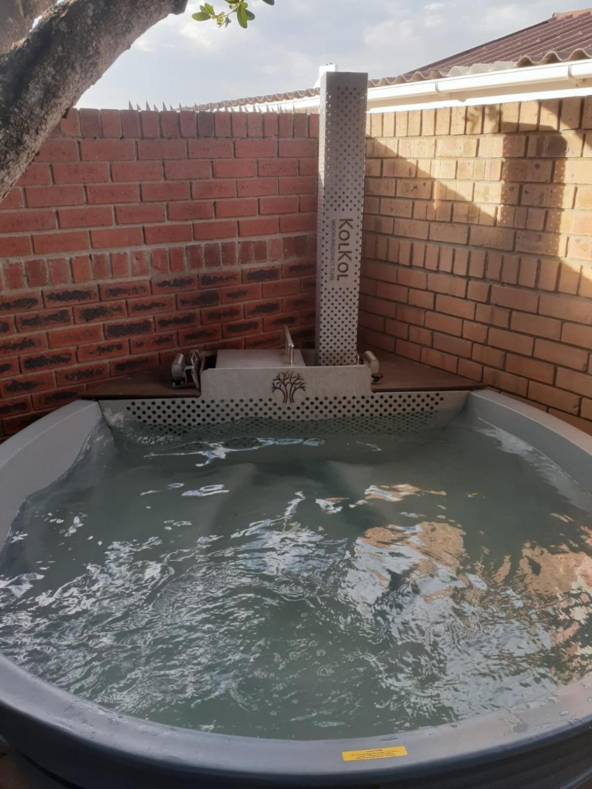 White Shark Guest House Gansbaai Exterior photo