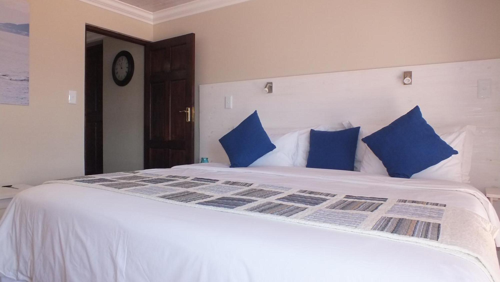 White Shark Guest House Gansbaai Room photo